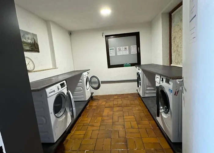 For Up To 4 People Daire Ulm